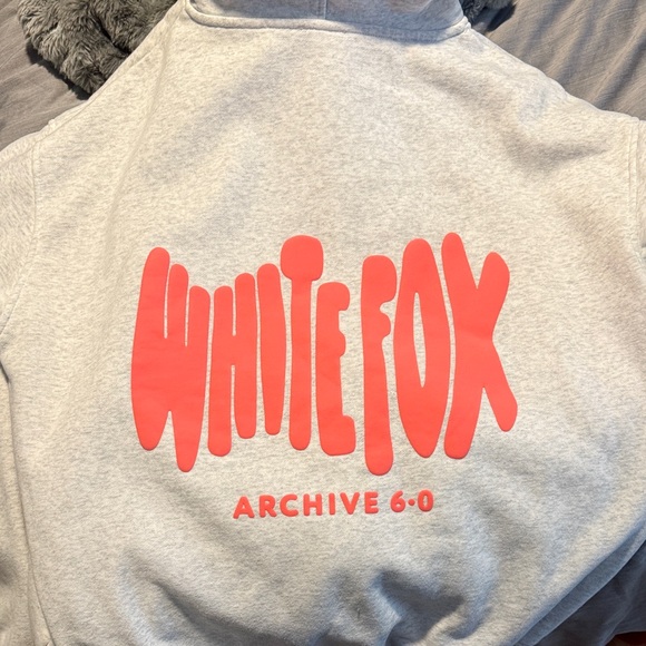 White Fox Sweat Set - Picture 4 of 5